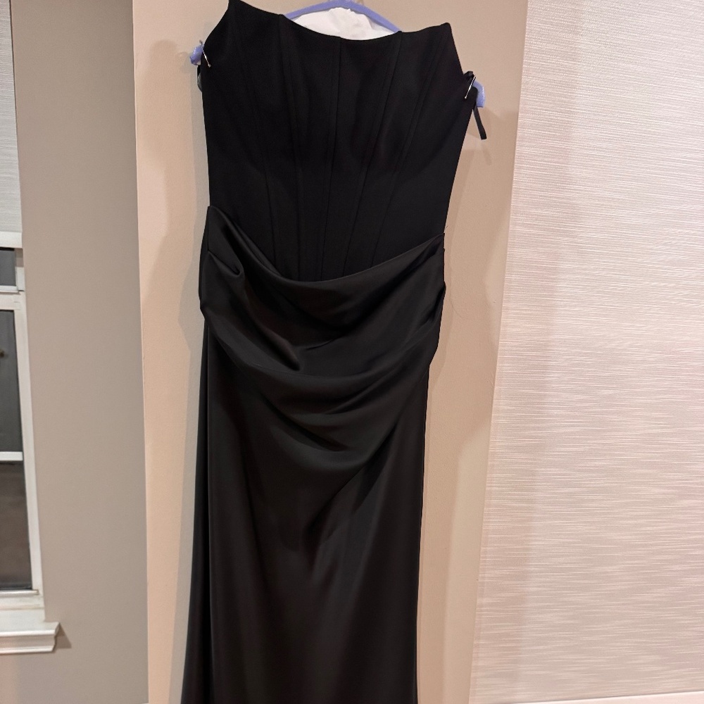 Betsy & Adam Strapless Black Evening Gown – New, Size 4